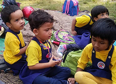 outdoor class image
